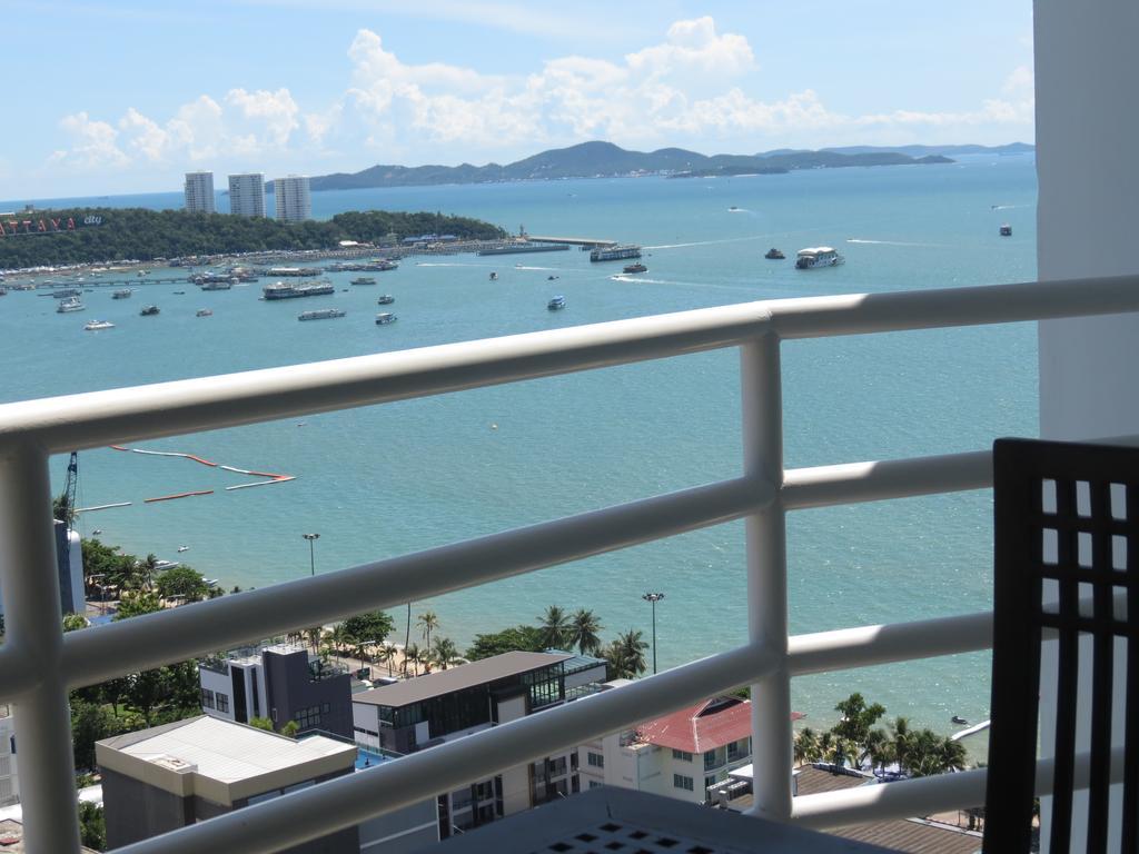 View Talay 6 Suite Apartments Pattaya Room photo