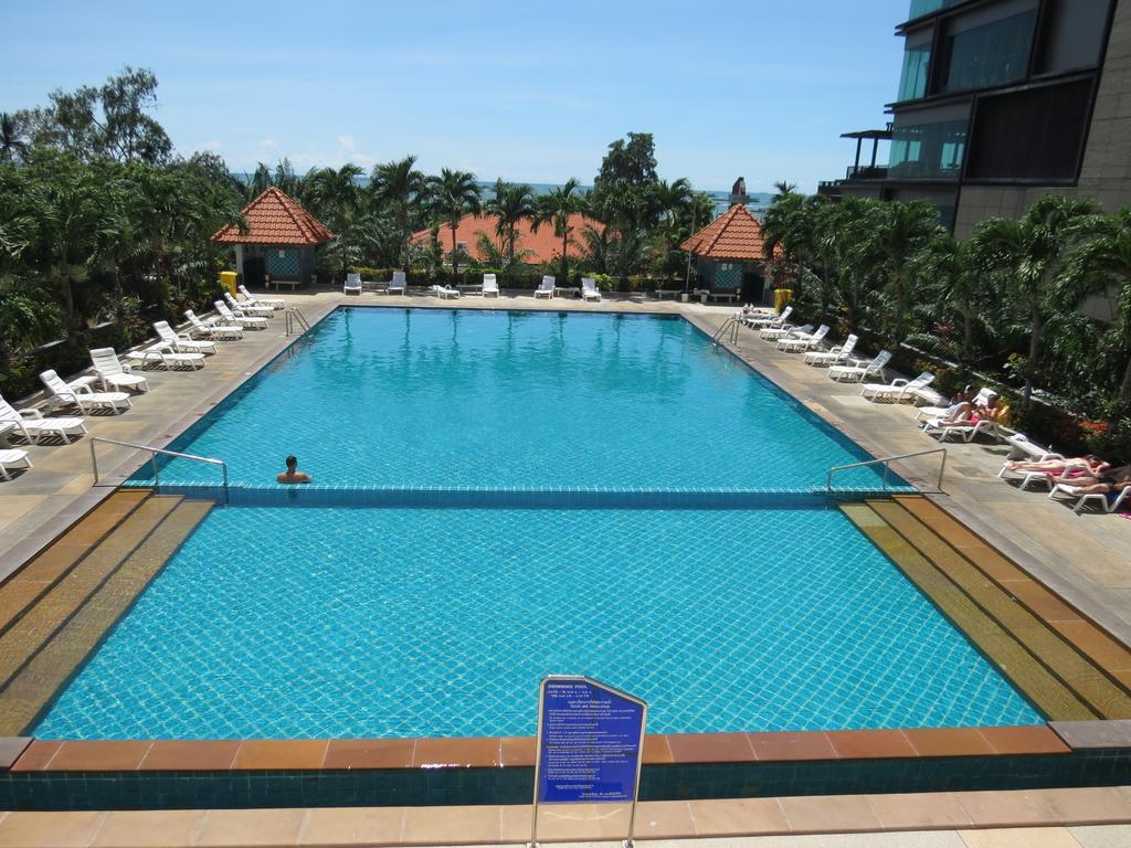View Talay 6 Suite Apartments Pattaya Exterior photo