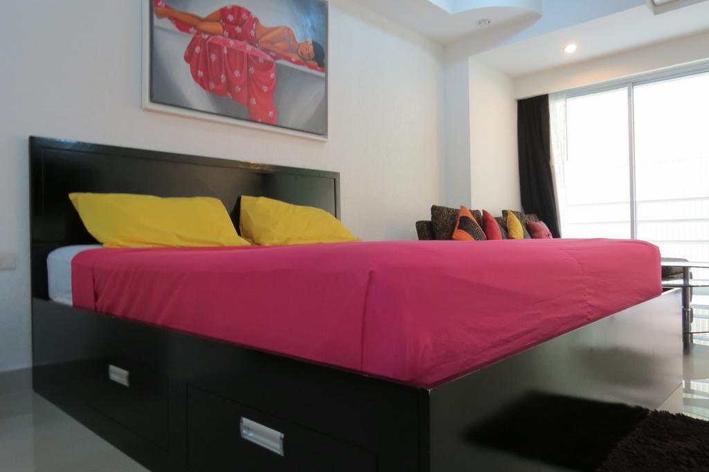 View Talay 6 Suite Apartments Pattaya Room photo