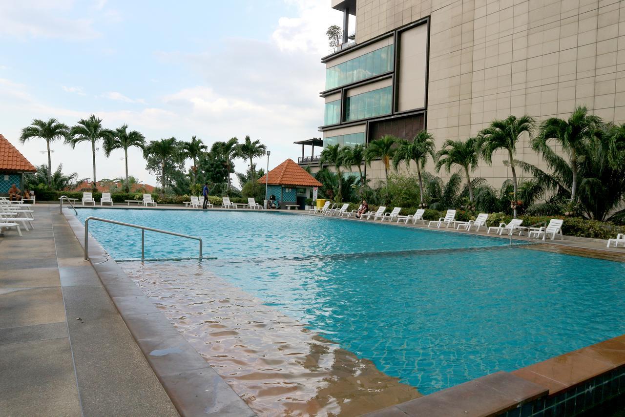View Talay 6 Suite Apartments Pattaya Exterior photo