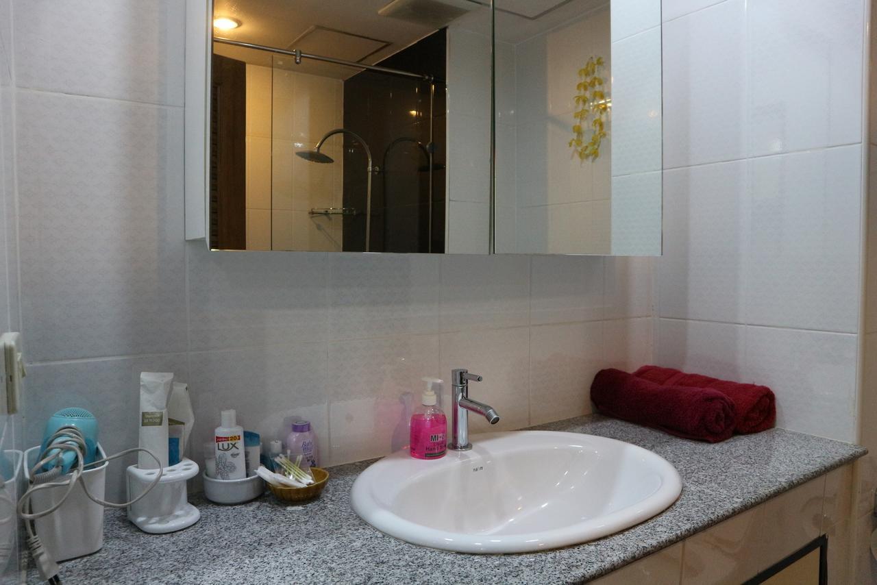 View Talay 6 Suite Apartments Pattaya Exterior photo